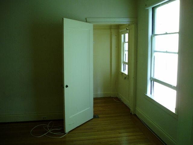 2nd image of 400 Hyde St #406