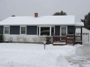 3612 Monroe St, Two Rivers, WI 54241