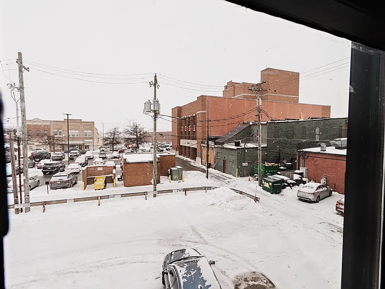 114 S Meridian St #C — Photo 24