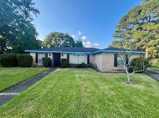 2350 McKibben Ct, Mobile, AL 36617