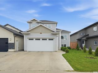 223 Ells CRESCENT, Saskatoon, SK S7L 6K6