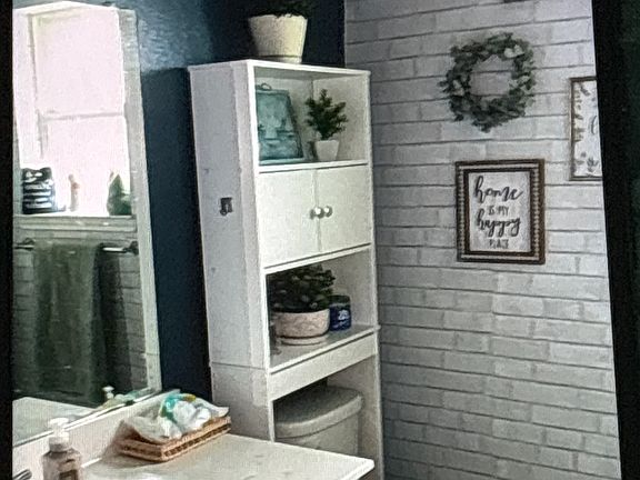 2nd image of 414 Pointer St