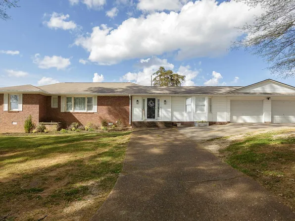 703 Grand Ave, Muscle Shoals, AL 35661