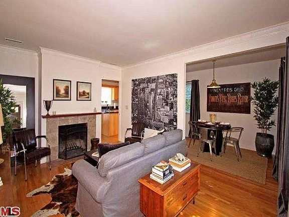 2nd image of 3962 Minerva Ave