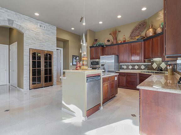 5th image of 20903 N Barberry Ln