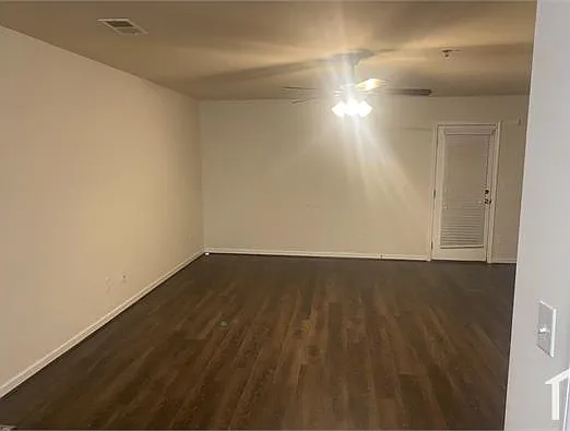 6258 Ellenwood Dr — Photo 3