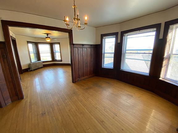 5th image of 1838 N Oakland Ave #8