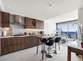 4720 Lougheed Hwy #3201, Burnaby, BC