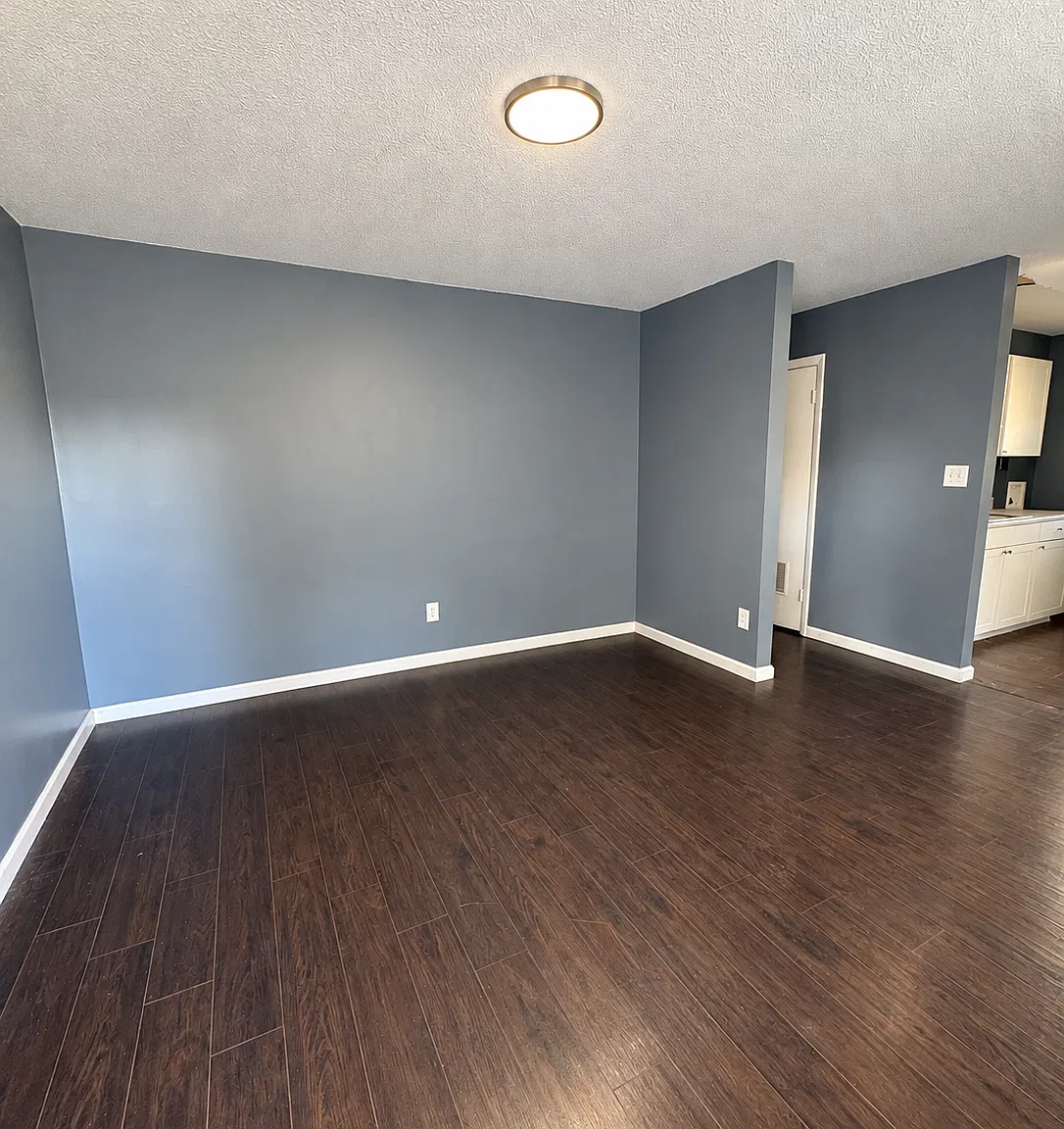 1512 20th Street North - A — Photo 2