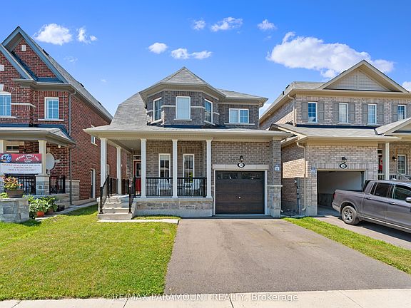 3rd image of 18 Tait Cres