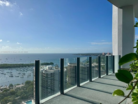 2nd image of 2831 S Bayshore Dr #1008