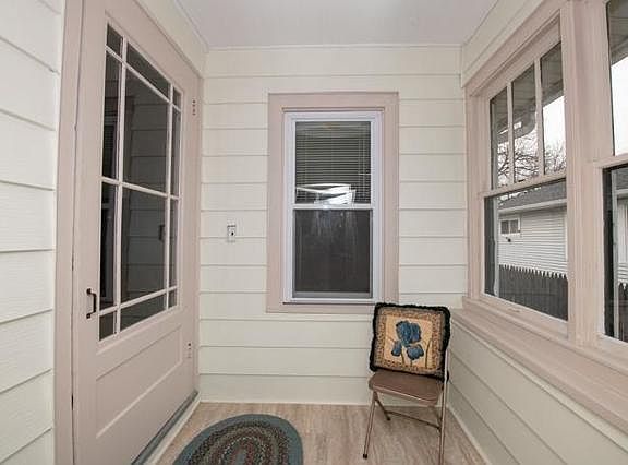 3rd image of 1514 Hickory St