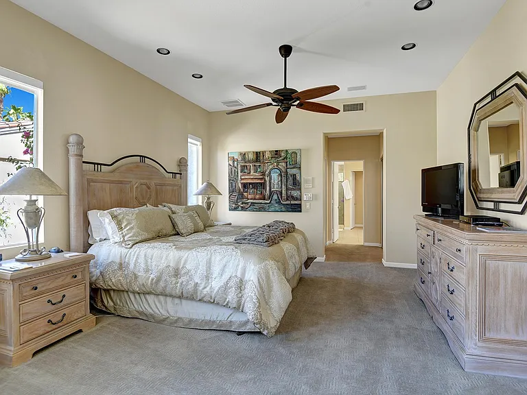 430 White Horse Trl — Photo 13