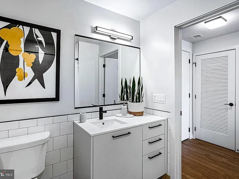 1625 Eckington Pl NE #314 — Photo 7