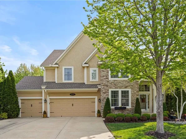 16534 W 156th Ter, Olathe, KS 66062