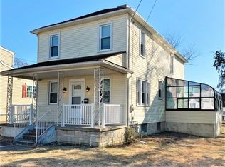 118 E Evesham Ave, Magnolia, NJ 08049