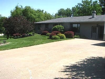1st image of 26 Heritage Pl