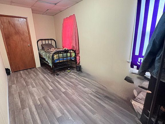 5th image of 817 Cedar Ave