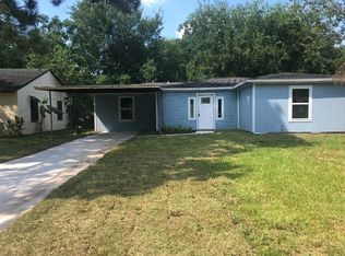 5223 Windemere St, Houston, TX 77033
