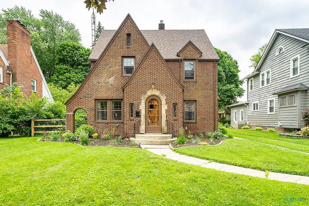 3323 Brantford Rd photo 1