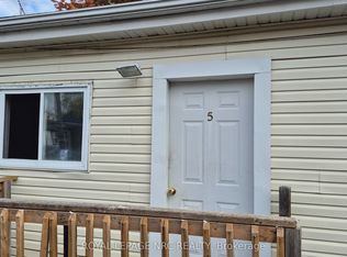 74 Queens Cir #5, Fort Erie, ON L0S 1B0