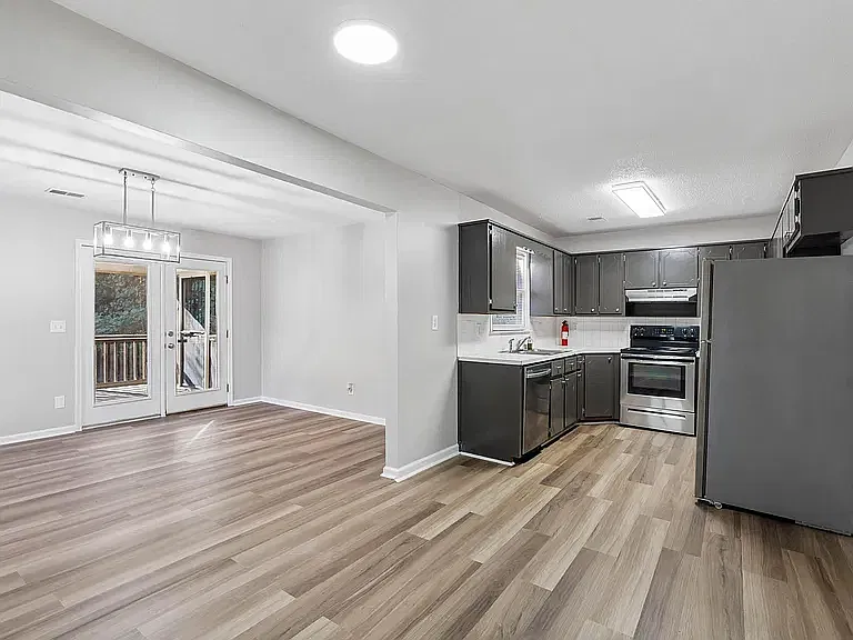 3 bed, 1400 sqft, $1,395 — Photo 4