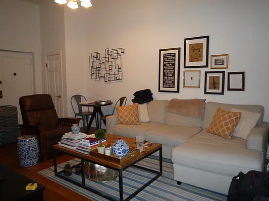 Rented by New Yorker Realty | media 10