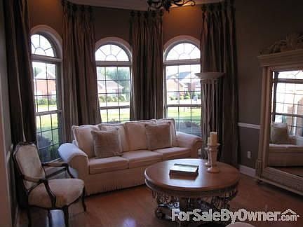 4th image of 230 Plantation Springs Dr