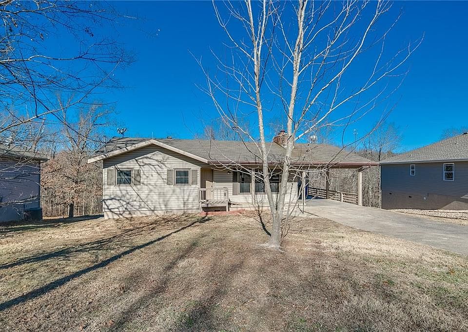 1st image of 22 Stevenson Ln