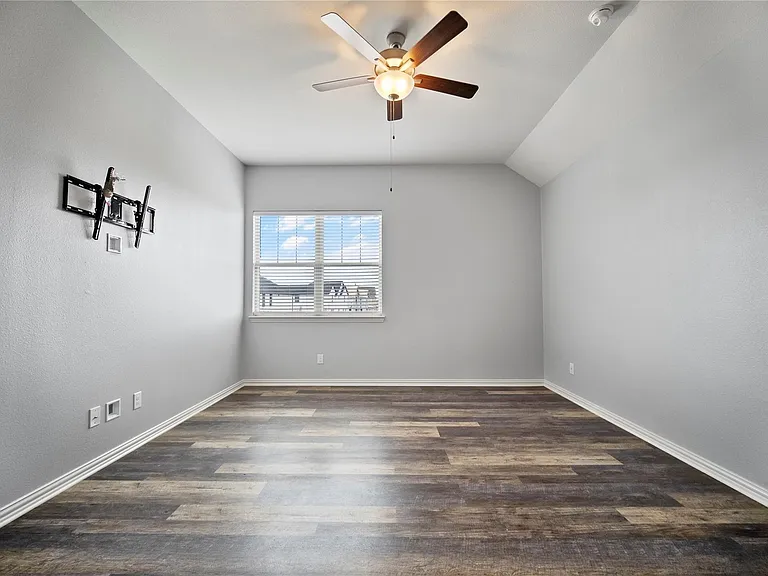 4701 Smokey Quartz Ln — Photo 8