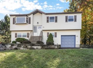 22 Crane Rd, Middletown, NY 10941