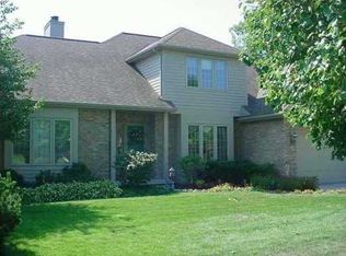 2341 Barnsbury Rd, East Lansing, MI 48823