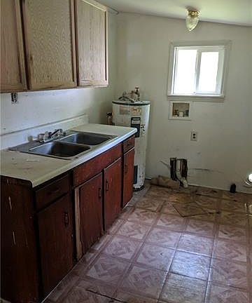 2nd image of 2809 Goble St #13-16