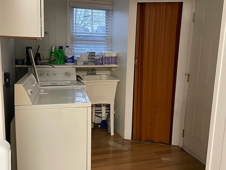 55 Vermont Dr — Photo 8