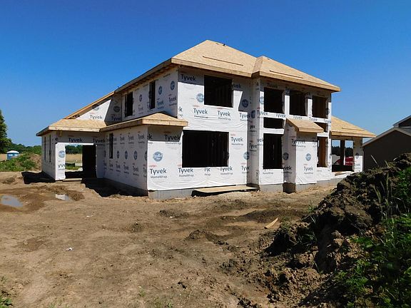 3rd image of 537 Hawks Ridge ROAD