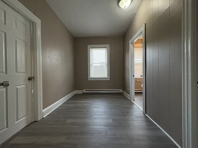 9 Putnam St #1F — Photo 7