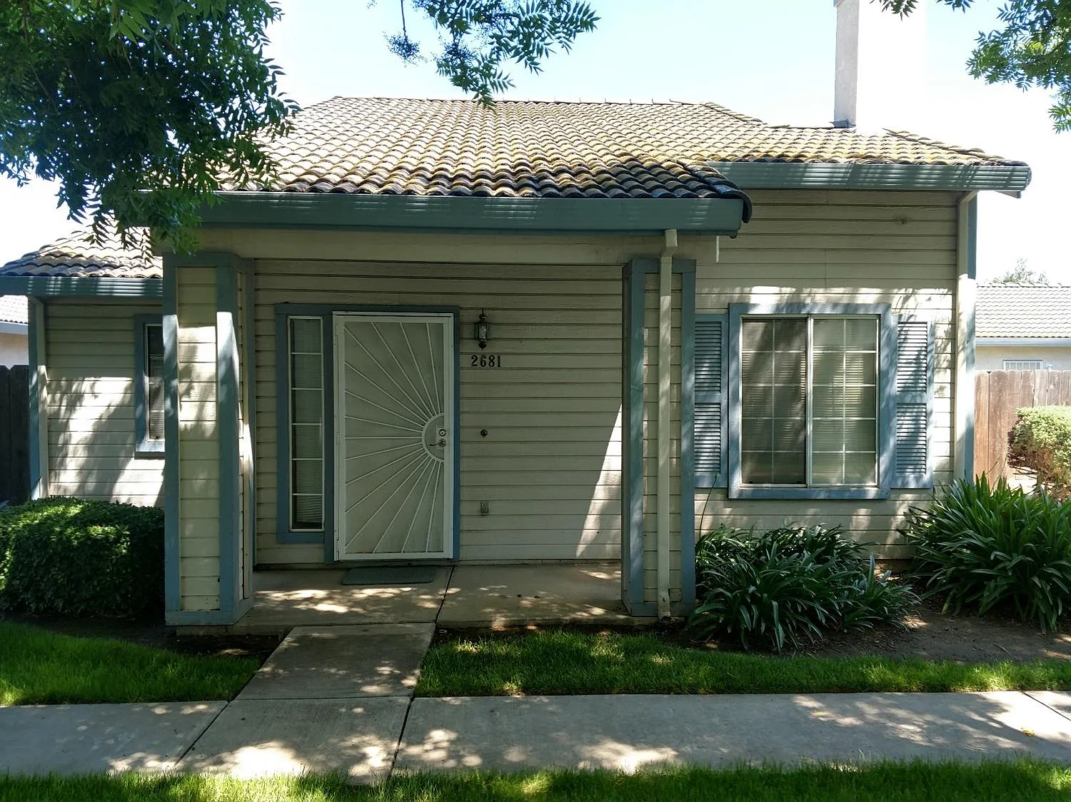 2681 Parkway photo 1
