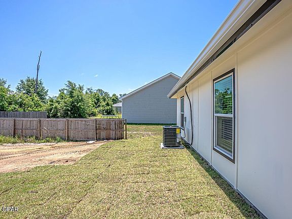 4th image of 1024 Horizon Dr