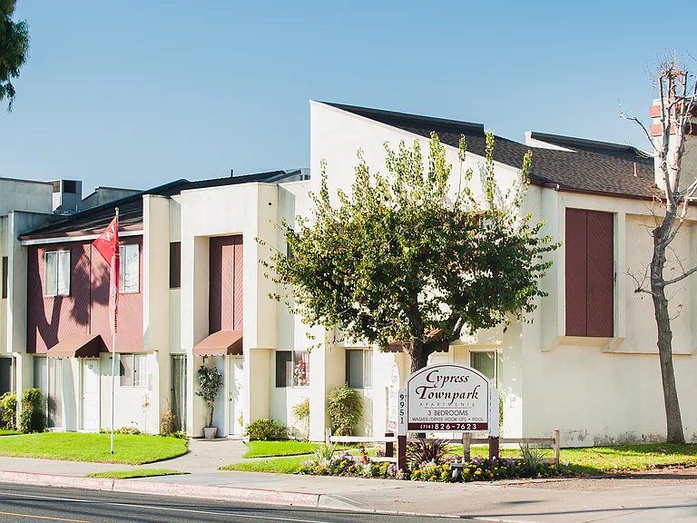 Cypress Townpark Apartments — Photo 1