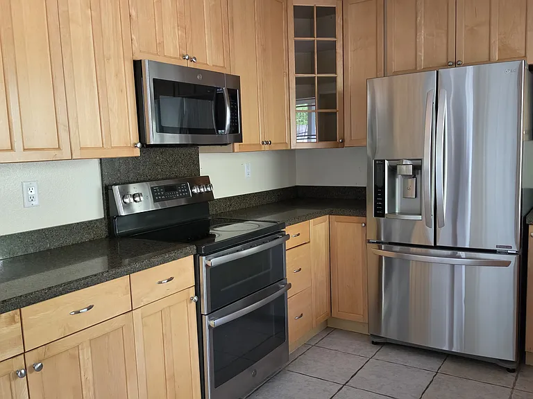 2361 Valley View Pl — Photo 15