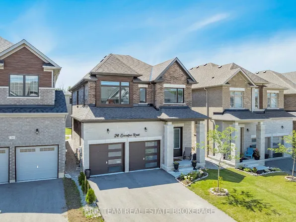 24 Sassafras Rd, Springwater, ON L9X 2C6