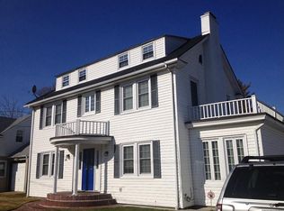 55 Phoenix St, Hempstead, NY 11550