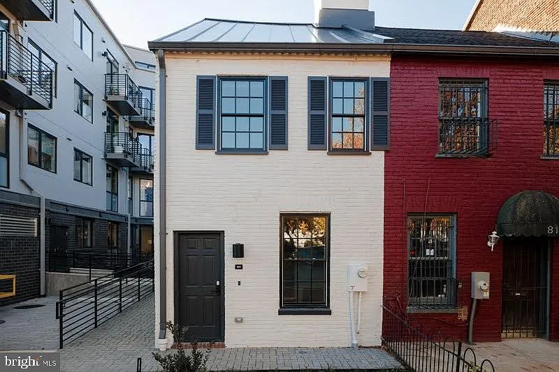 2 bed, 1356 sqft, $3,650 — Photo 1