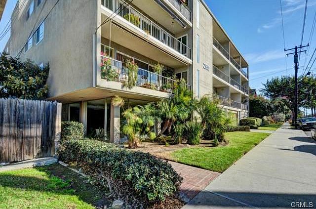 1st image of 280 Molino Ave Unit 106