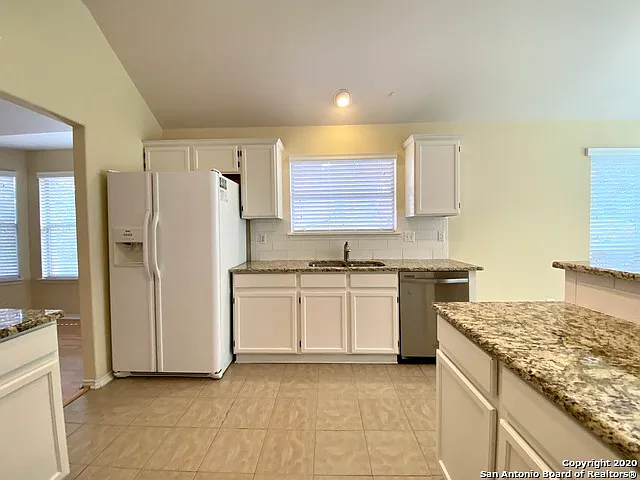 6635 Shady Bend Dr — Photo 13