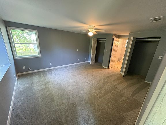 5th image of 988 Douglas Cir