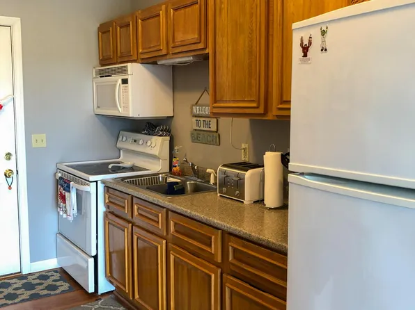 20 Brown Ave, Hampton, NH