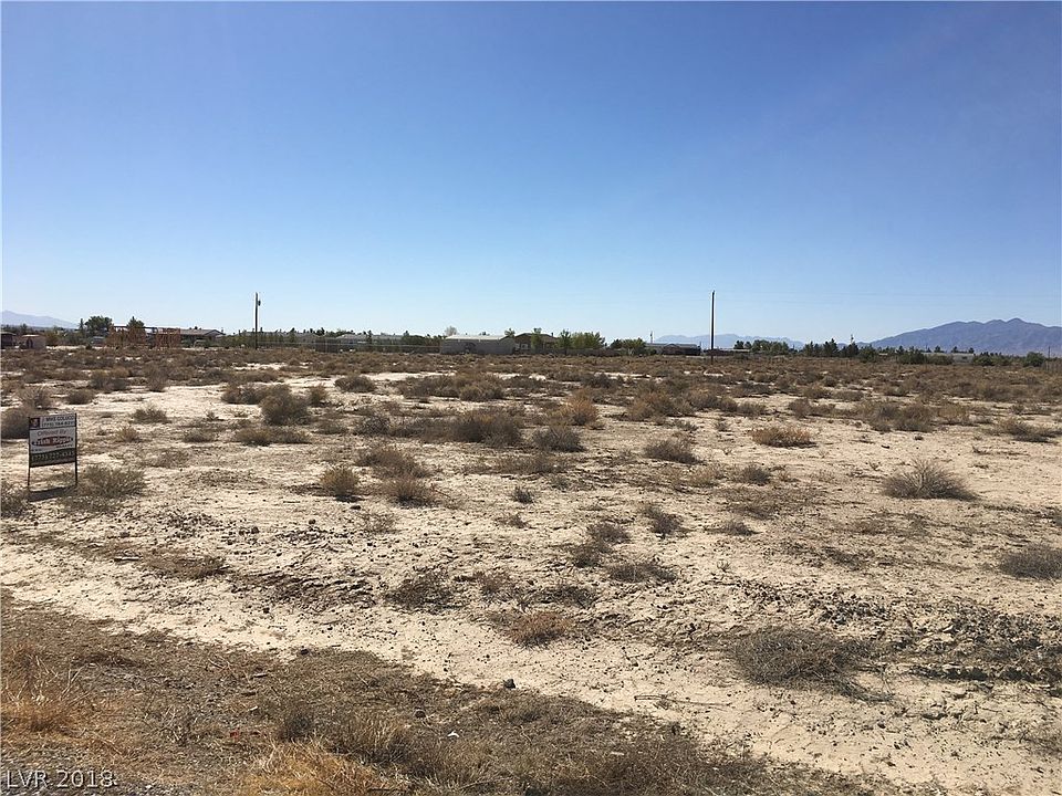 2nd image of 2901 W Tonya Dr