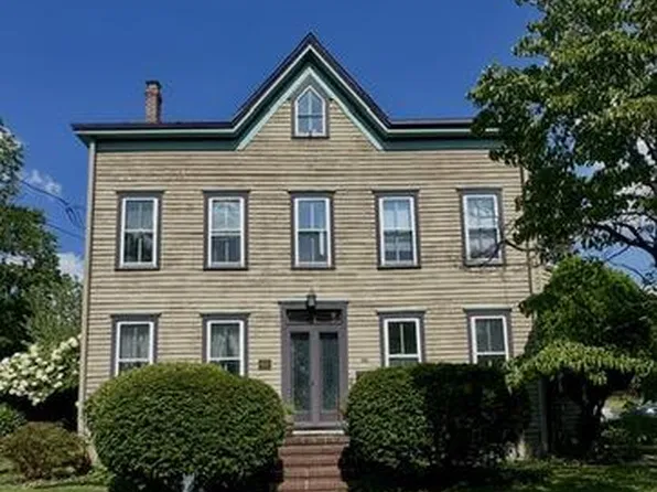 64 S Main St, Levittown, PA 19054
