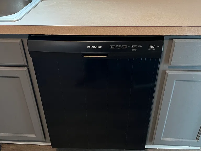 910 Carlton Pointe Ter — Photo 11